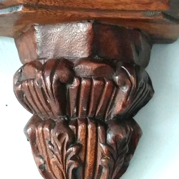 Handcarved shelves - Picture 12 of 16